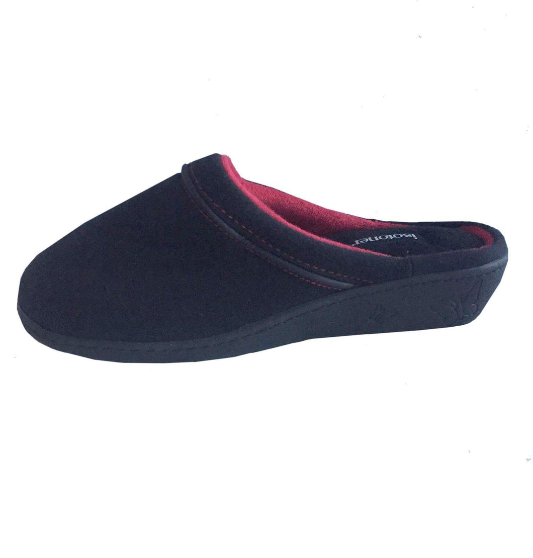 Slip on Black Slipper